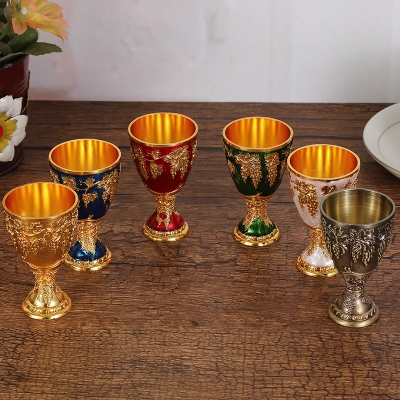 European Wine Glass, Alloy Vintage Portable White Cup, Carved Mini Spirit Vodka Cup, Tabletop Living Room Decoration, 30ml,1pcs