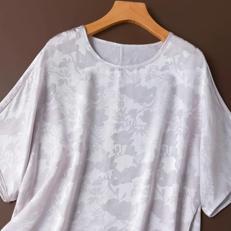 Birdtree, 100% Real Silk Jacquard Tshirt, O-neck Batwing Sleeves Top, Women Plain Satin Elegant Shirt, 2026 Autumn New T68204JF
