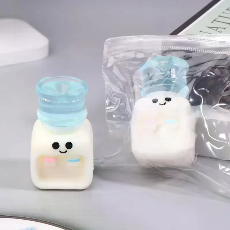 Distributeur d'eau créatif à presser, jouet amusant à rebond lent, anti-Stress, Halloween, noël, cadeaux pour enfants et adultes