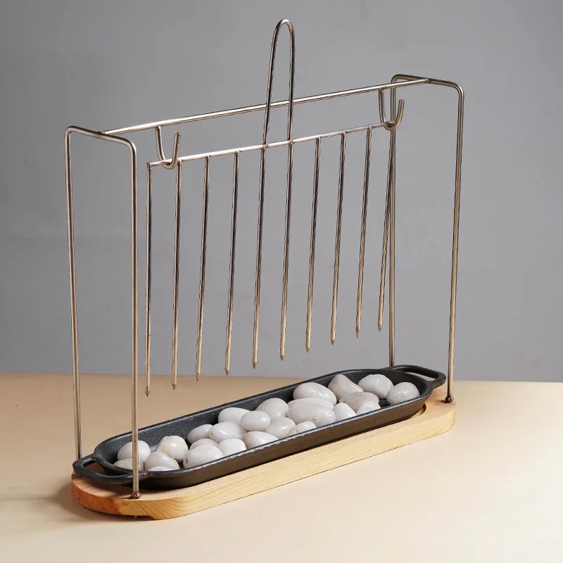 Western style barbecue skewers Italian dish skewers and plates Stainless steel skewer rack plate Creative restaurant skewers