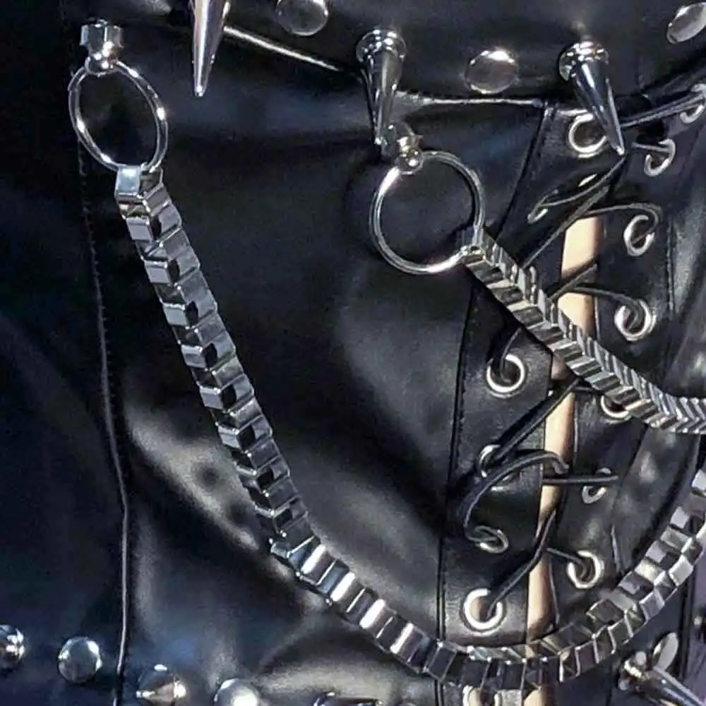 Goth Tops Cyber ALT 90s Harajuku Vkei Grunge Punk Rock Clothes with Spikes Emo Clothing Y2K T-shirt Spiked Gothic Tank Scene