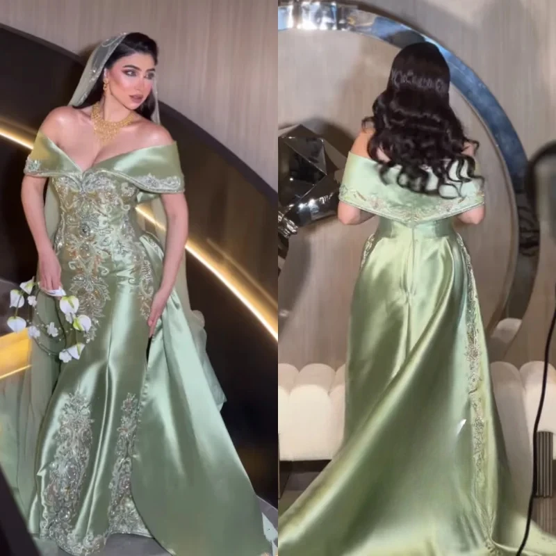 Green Mermaid Bridal Gown Off-the-Shoulder Sparkling Dubai Arab with Train Wedding Dress 2026 Luxury Customized