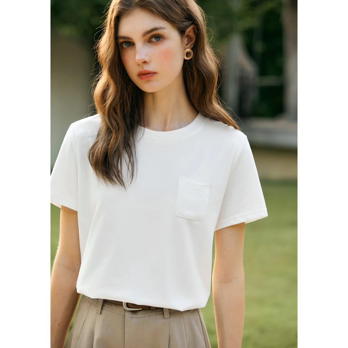 OLrain Classic White T-shirt Women 2025 New Knitted Straight Short Sleeve Commuting Pockets Simple Female Pullover O57XT95501