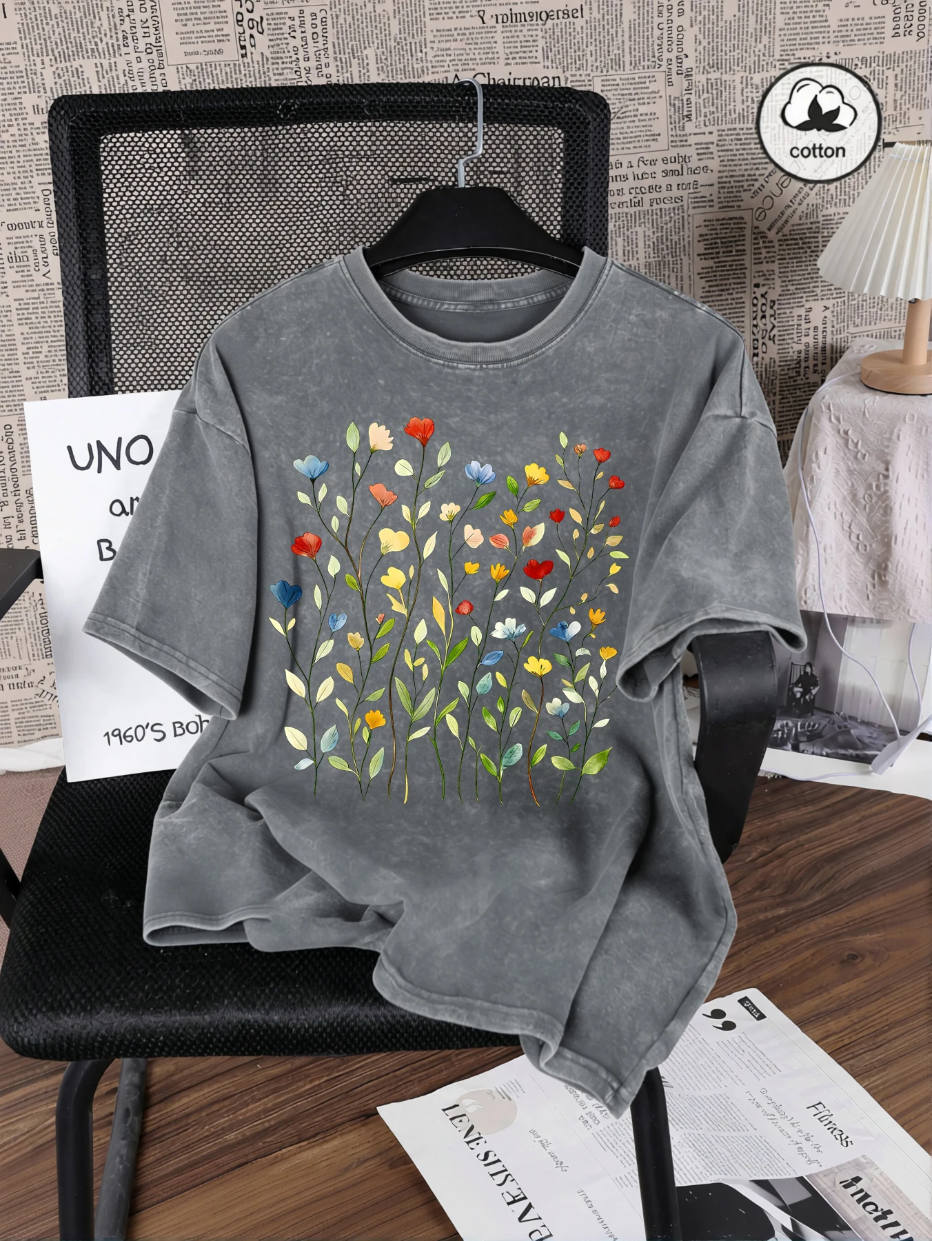 Schönes Aquarell-Blumen-T-Shirt für Damen, Sommerliches Casual-Oberteil, Trendiges Snow-Wash O-Neck Kleidungsstück, Unisex Lockeres Baumwoll-Top