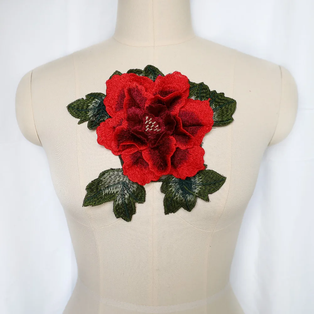 Ricamo 3D foglie di fiori di peonia cucire Patch Badge passamaneria colletto Applique per abito da sposa abiti abiti decorazione fai da te