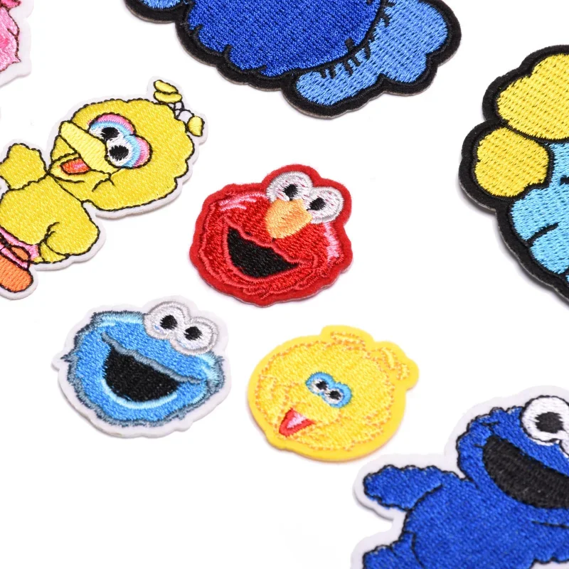 Anime Sesame Street Patches COOKIE MONSTER ELMO BIG BIRD Cartoon Iron On Patches Cheap Embroidered Patches For Kids Clothes