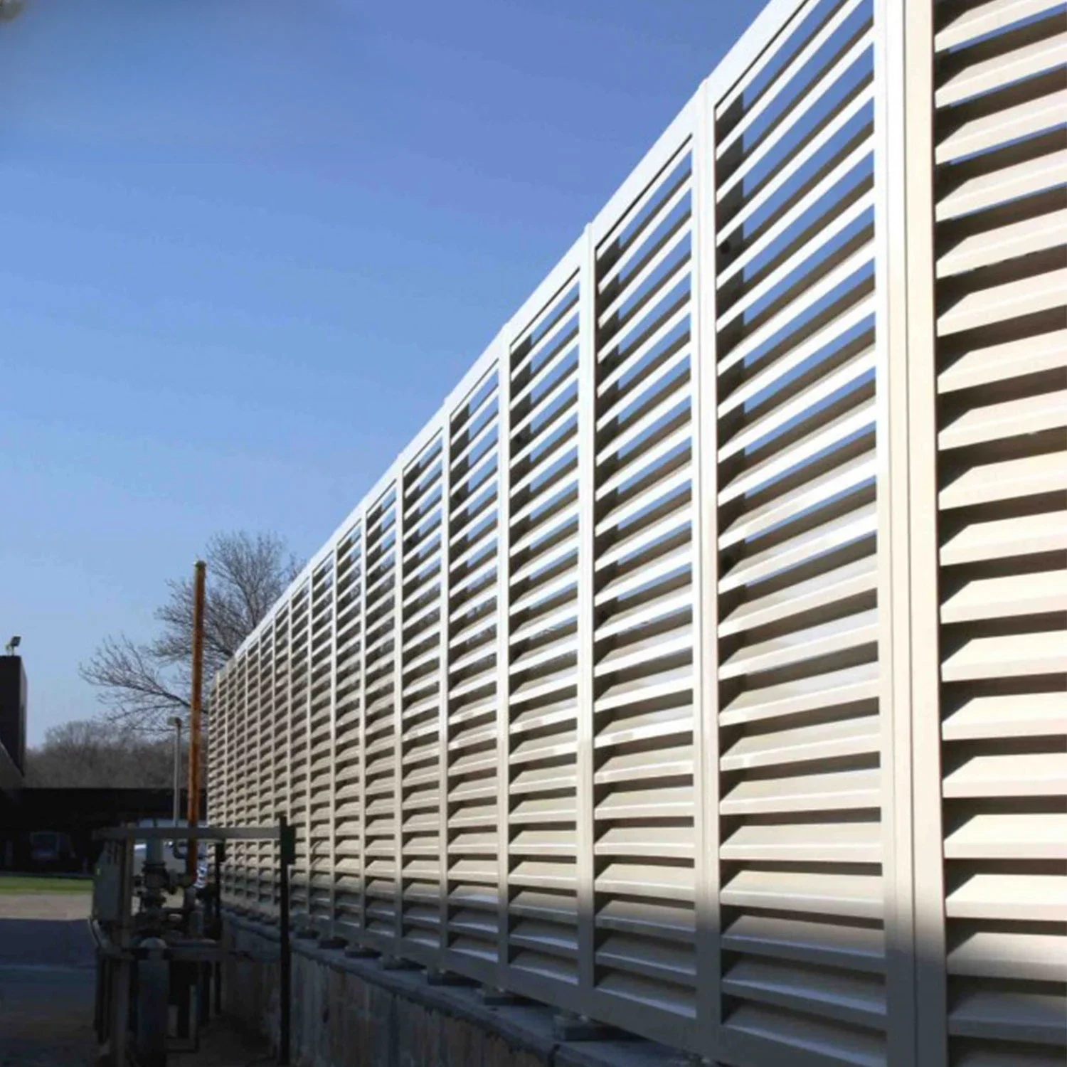 Aluminum louvers and single door design components for outdoor 9\'x 9 \'pergola metal panels