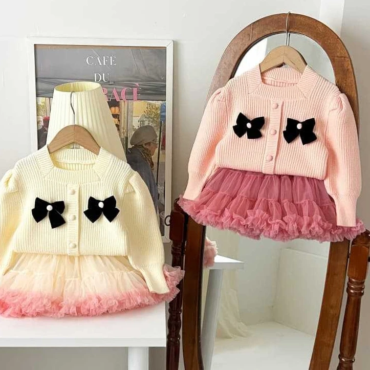 Girls Suit 2025 Autumn and Winter New Childrens Clothing Korean Girl Baby Gradual Change Puffy Skirt Bow Sweater Two-piece Set