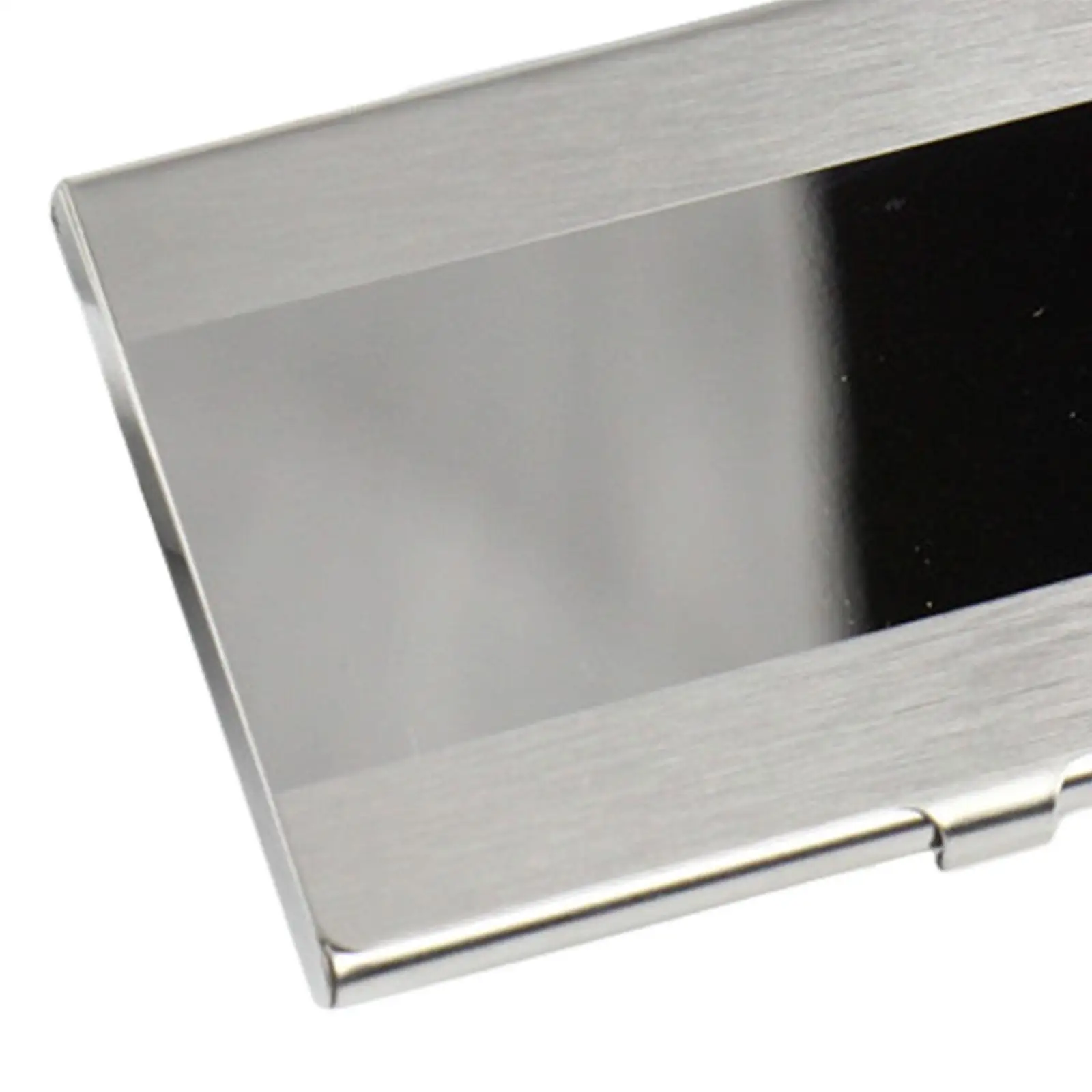 Business Card Holder Creative 3.74x2.36x0.31inch Storage Box Friend Gift Practical Buckle Shut Organizer Pocket Metal Card Case