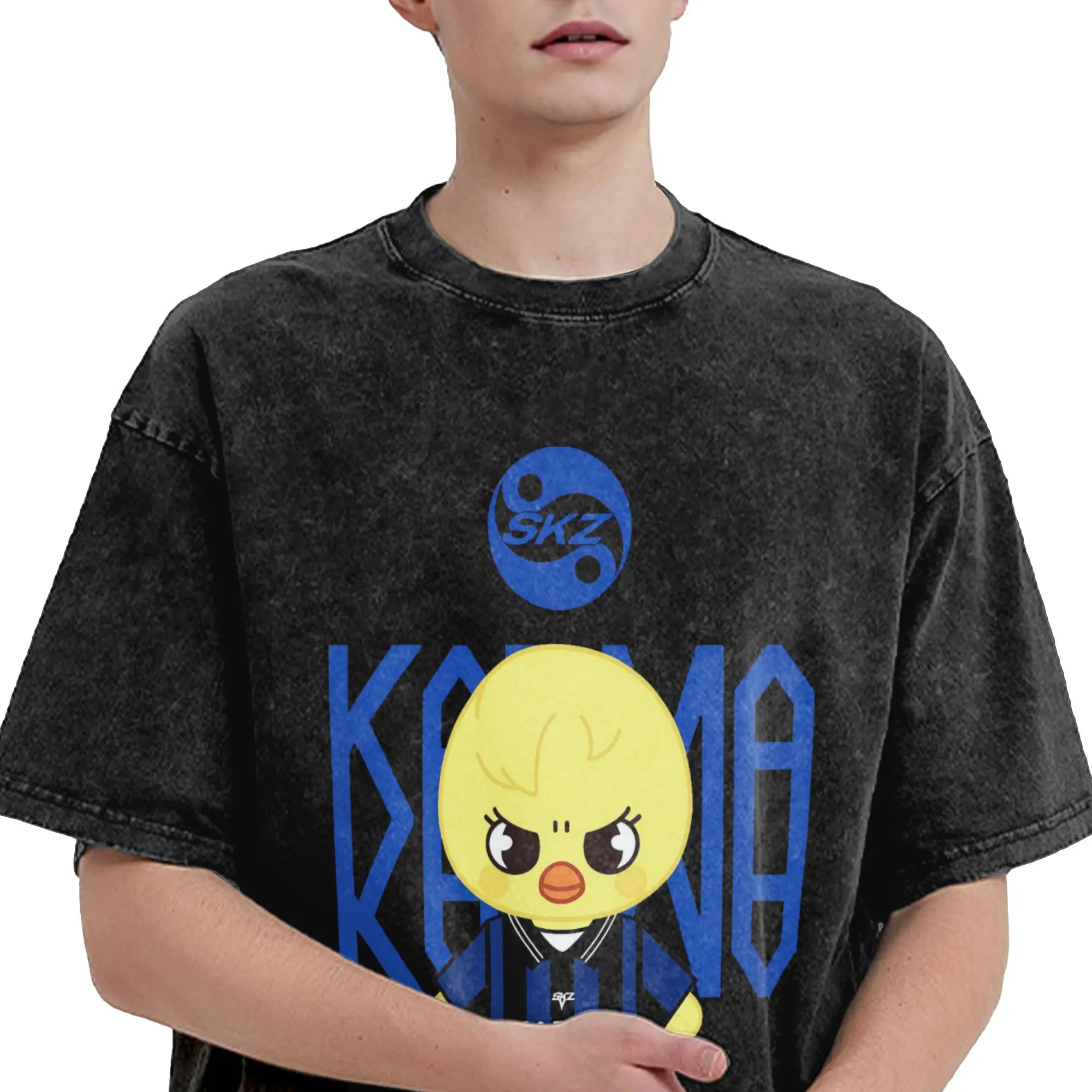 كارما تي شيرت تشانغبين هيونجين فيليكس موضة تي شيرت قصير الأكمام الشارع نمط التي شيرت الصيف عادية Crewneck المتضخم تيز