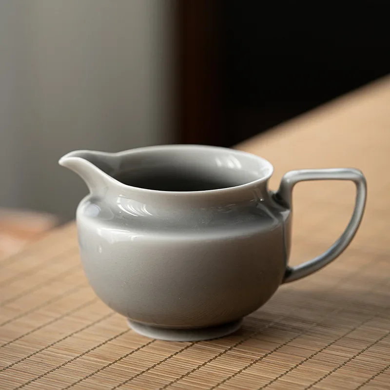 Japanese Tea Set Large Ceramic Fair Cup Fair Mug Fair Cup Handmade Ice Gray Glaze Tea Pot Simple Tea Pitcher Chahai Gongdaobei