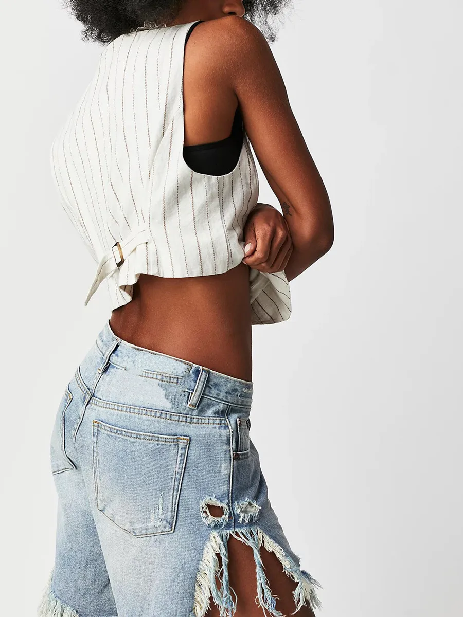 Women Trendy Denim Shorts Fringes Hem Woolen and Ripped Jeans with Pockets Male Fashion Buttons Low Waist Short Pants Streetwear