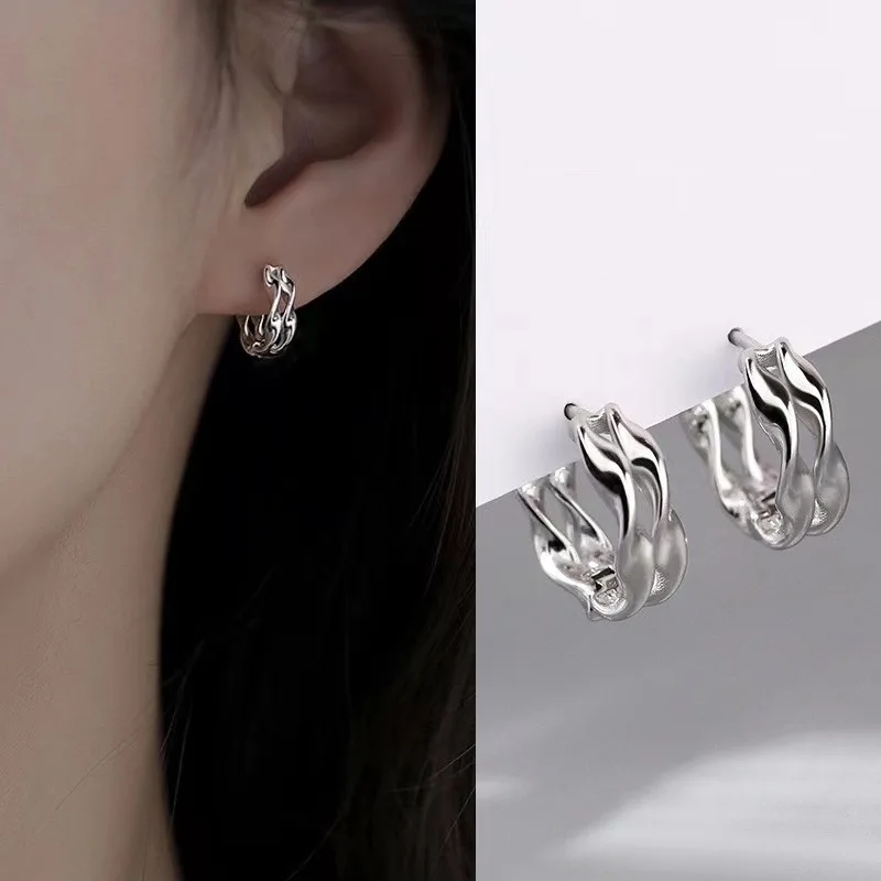 Mobius Hoop Earrings Minimalist Sleek Hypoallergenic Silver Tone Lightweight Geometric Daily Jewelry for Women 2026 New