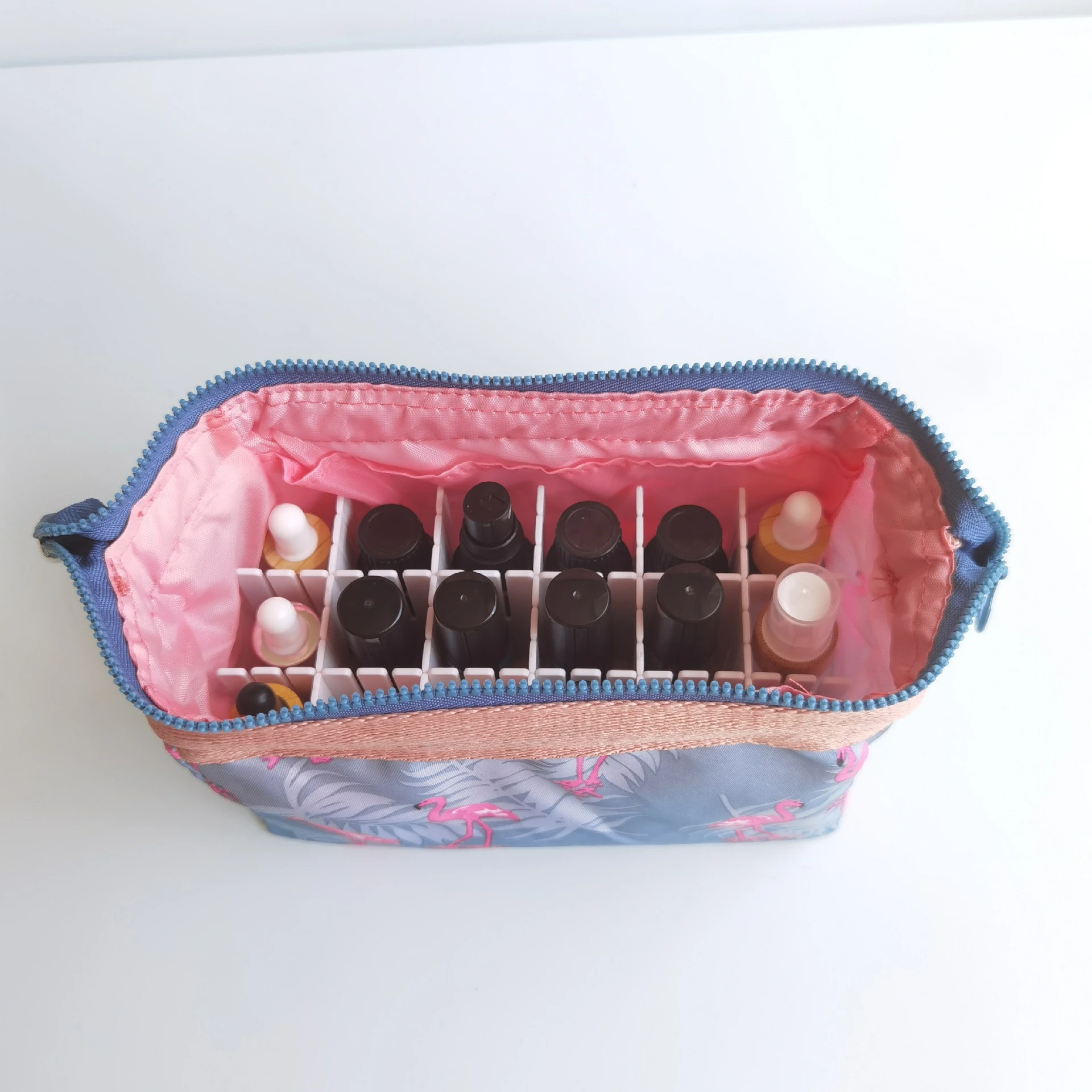 18 Bottles Essential Oil Carry Bag Portable Travel Double-layer Nail Polish Box Cosmetic Storage Perfume Lipstick Organizer
