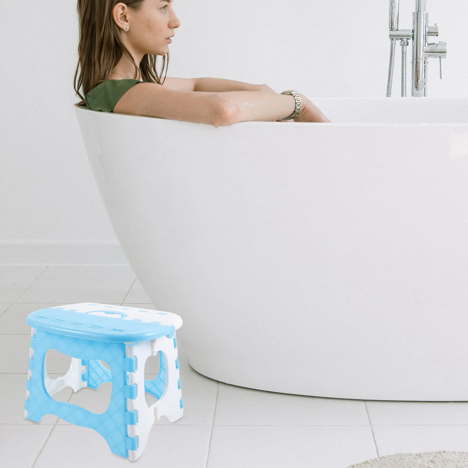 Large Size Folding Stool Portable Plastic Step Stool for Bathroom Kitchen Rv Non Slip Textured Surface Easy to Carry