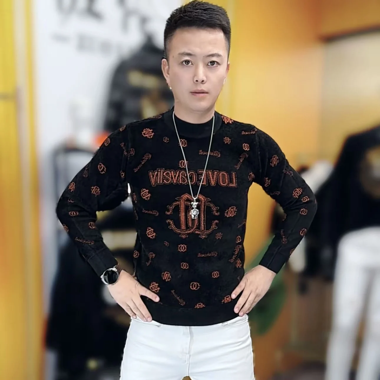 

Velvet Knitted round Ne Sweater with Embroidered Rhinestones for Men Elastic Slim Fit Winter Faion Casual Top irt