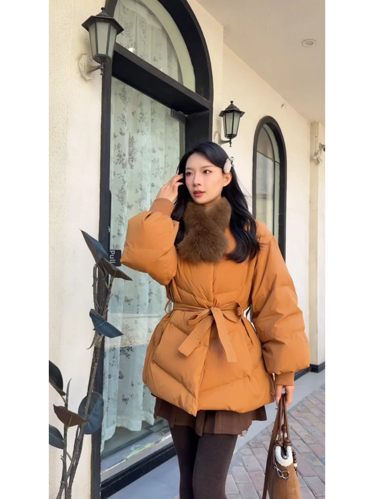 

Ретро Ele Sweet Spicy Girl Тонкое хлопковое пальто средней длины для девочек Свободная верхняя одежда с меховым воротником Женская теплая верхняя одежда