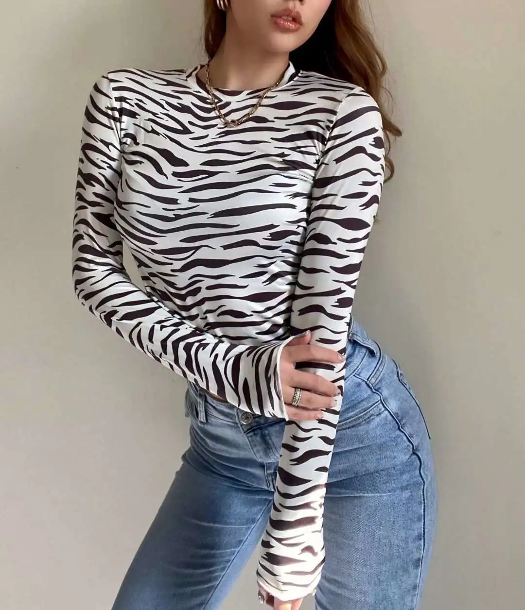 

Women's Street Sle round Ne ort Sve T-irt Tightfitting Long Sve Booting irt Spring Season Color Polyest...