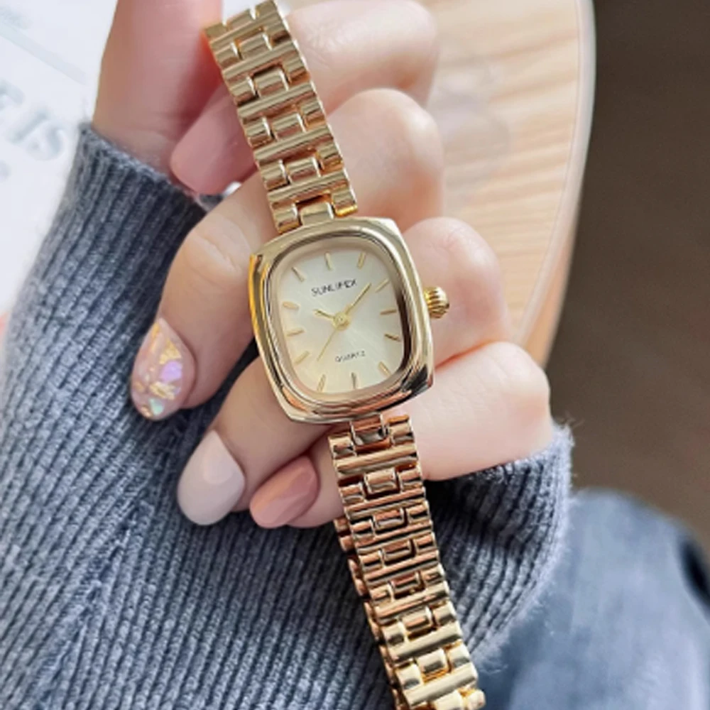 Fashion temperament minimalist luxury retro square dial with gold strap with quartz women's watch