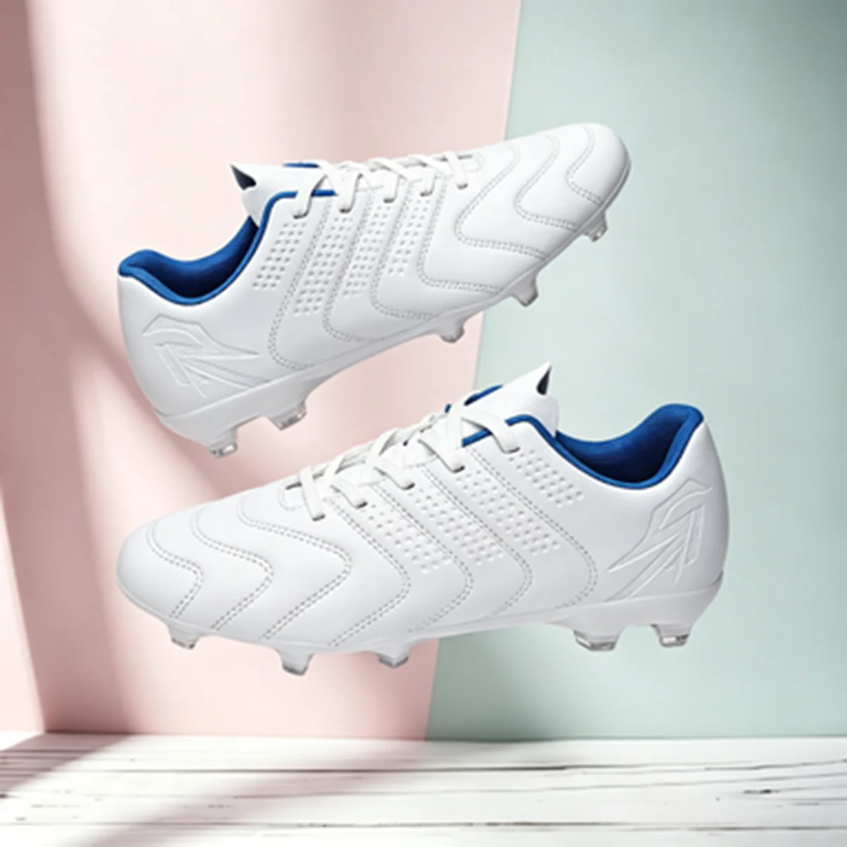 Unisex Adult TF Soccer Cleats Light PU Upper Anti‑Slip Turf Stud Sole Comfort Football Boots For Training & Matches