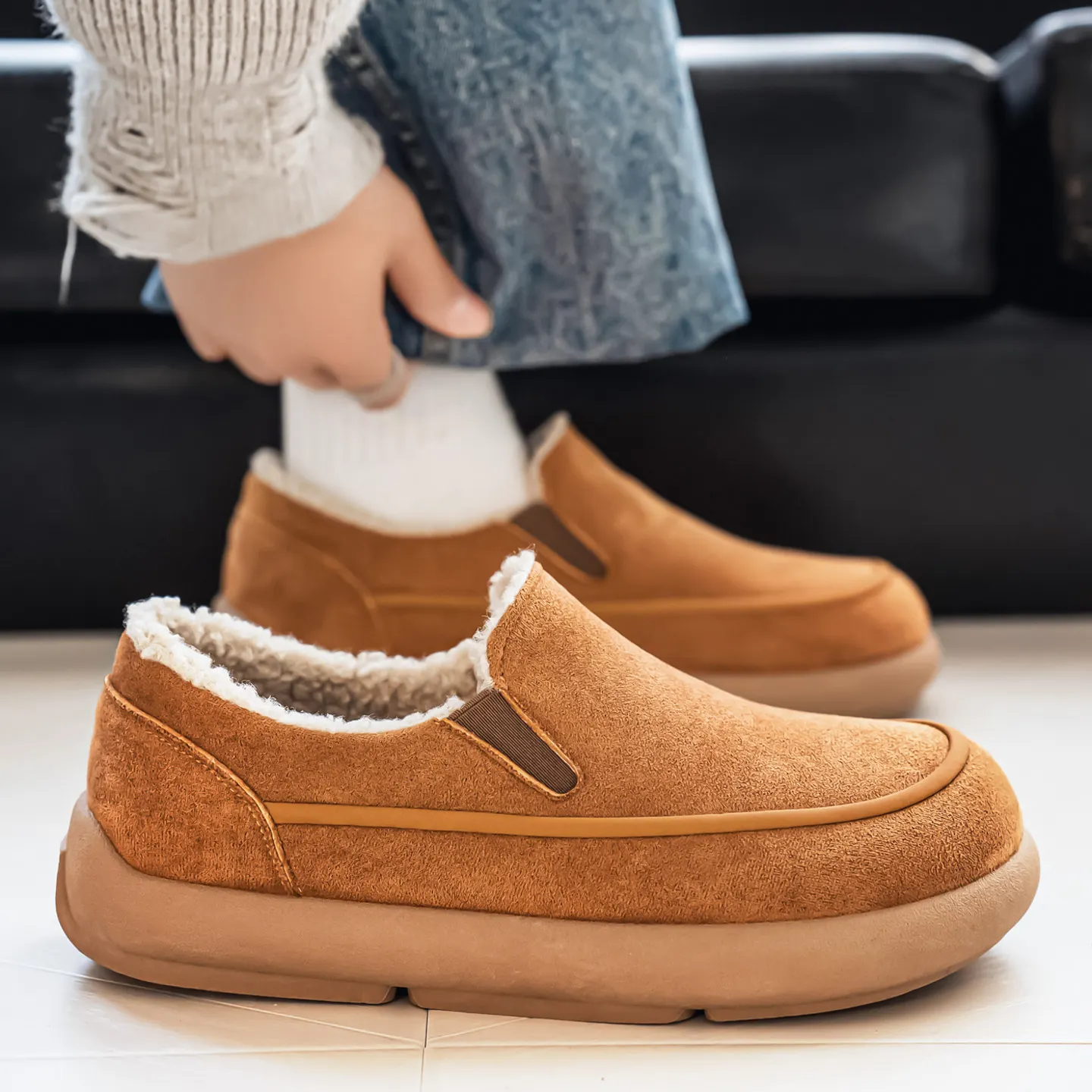 

2025 New Winter Men's Slip-On Snow Boots - Fleece Lined Thickened Warm Non-Slip Wear-Resistant Casual Cotton Shoes