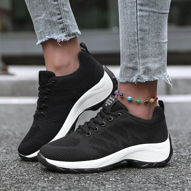 Women Sports Fashion Vulcanized Shoes High-quality Flat Shoes Women's Walking Shoes Plus Size Zapatillas Mujer Casual Activities