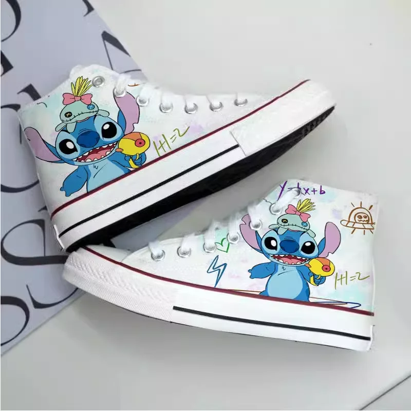 Disney Stitch-zapatos de lona antideslizantes para hombre y mujer, calzado informal de alta calidad, con dibujo de oso de fresa, novedad