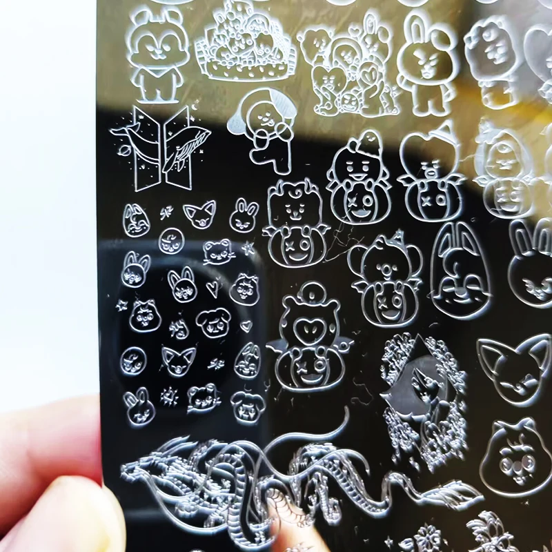 1 قطعة شخصية كرتونية مسمار ختم لوحة قالب الحيوان أرنب ريشة زهرة ورقة ختم مسمار ختم لوحات لطلاء الأظافر