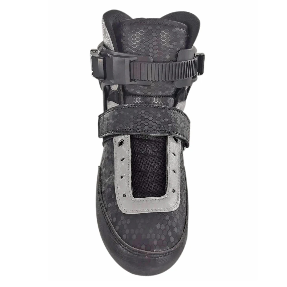 المهنية حديثا ODM OEM ألياف الكربون في الهواء الطلق شارع حيلة UFS العدوانية حيلة حذاء تزلج بعجلات