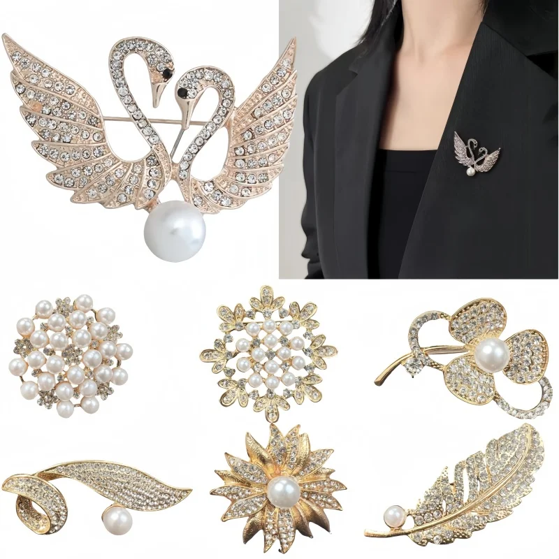 

1Pc Luxury Crystal Broche Elegant Shell Camellia Peony Pearl Pins Buckle for Women's Clothing Corsage Scarf Accessories Pendant