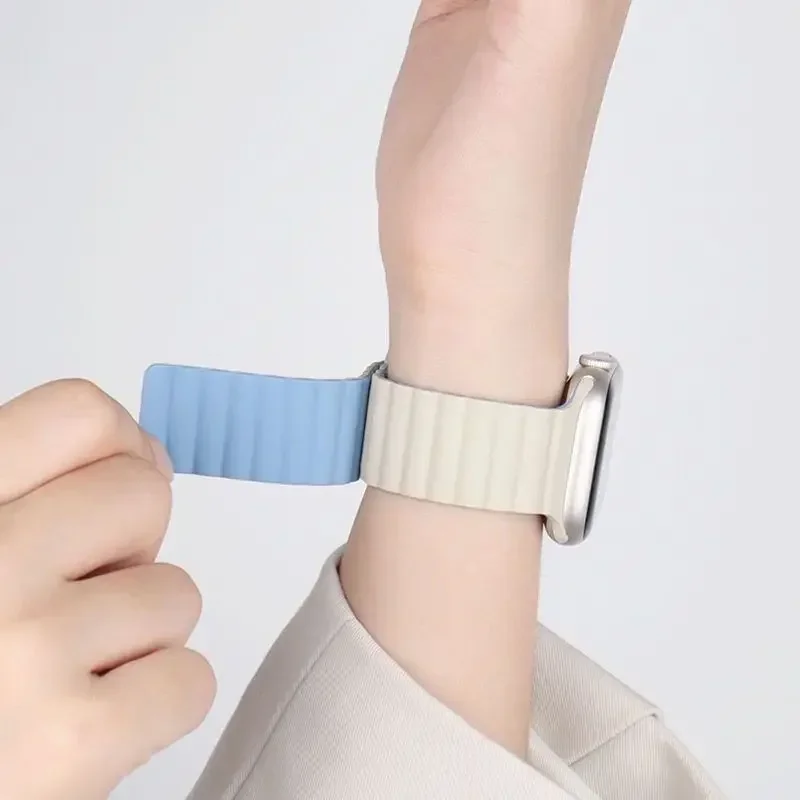 NUOVE cinturini magnetici originali in silicone liquido per cinturino Apple Watch Ultra 2 Serie 10 SE iwatch 42mm 44mm 45mm 49mm 46mm 40mm 41mm