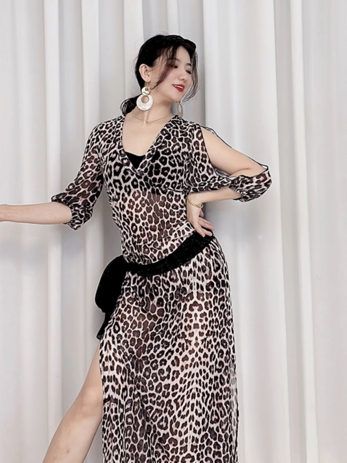 Seksowny strój do tańca brzucha na poziomie mistrza, wzór w panterkę, siateczka, suknia folklorystyczna Baladi z laską, strój do występów dla...