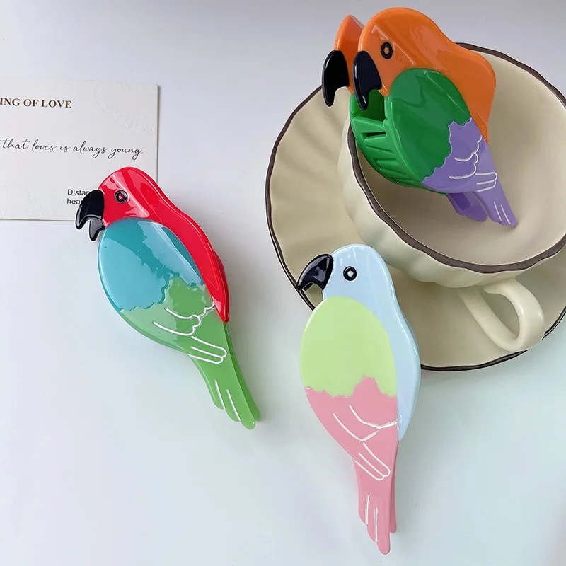 HANGZHI Red Green Clashing Parrot Scratch Clip Cartoon Fun Unique Animal Hair Accessories for Women Birthday Gift for Friends