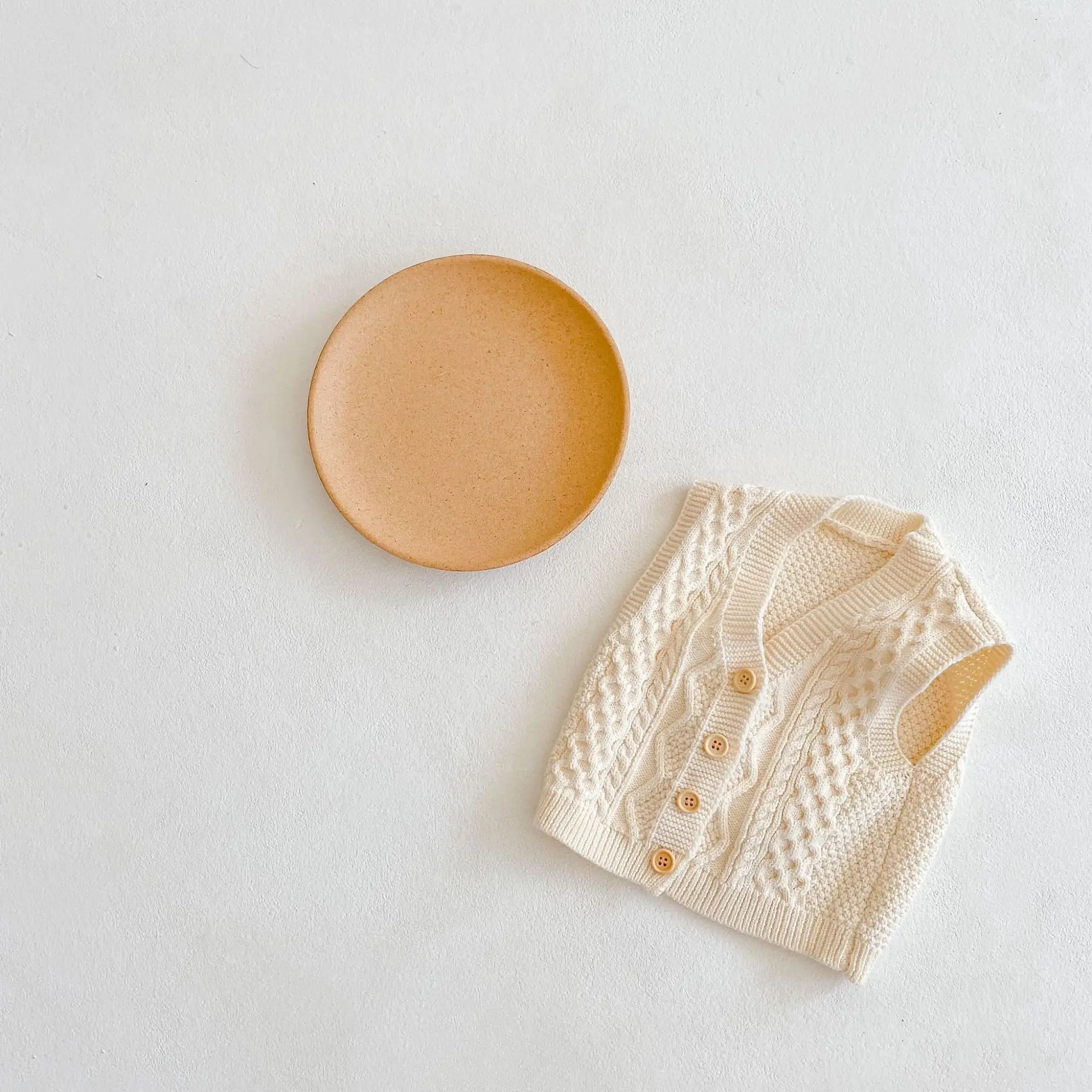 

New autumn baby clothing for 0-3 years old, knitted vests for boys and girls, fashionable multifunctional vests