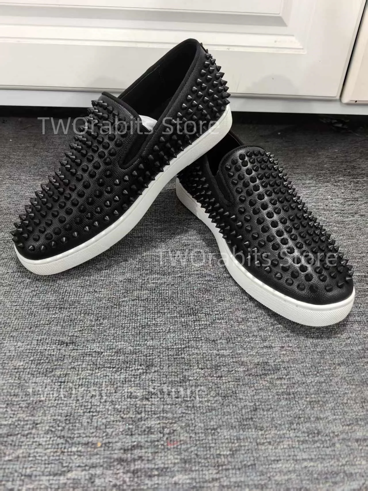Slip On Sneaker Cozy Tenis Masculino Rivet Man Shoes Designer Basketball Shoes Running Zapatos De Mujer Soft Zapatos Sport