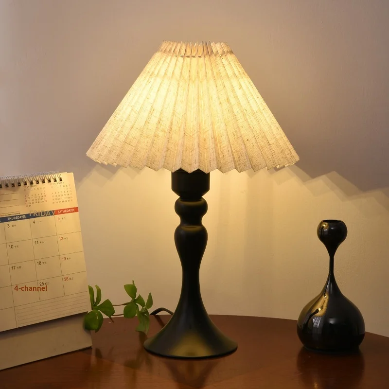 Vintage Chic Pleated Floral Fabric LampshadeTable Light Table Lamp for Bedroom Nordic Minimalist Night Light  Desk Lamp