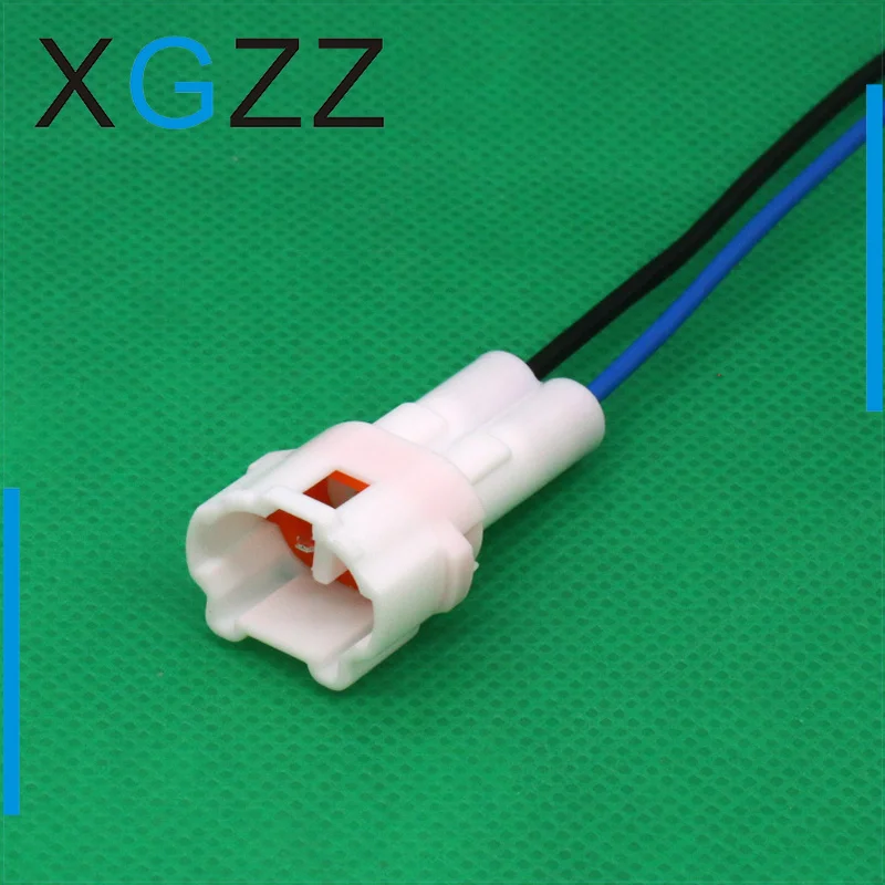 Car connector suitable for fog light plug harness 6180-2321/6187-2311