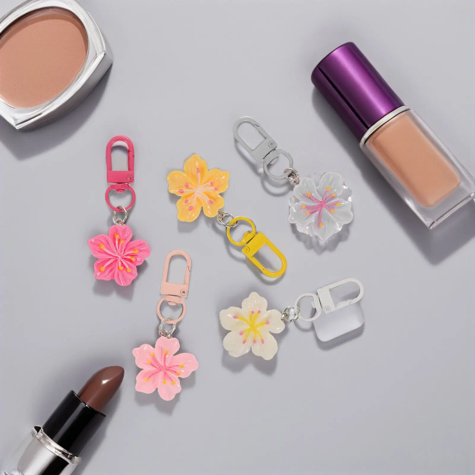 20 Pièces Porte-clés Fleur Romantique Pendentif Fleur de Cerisier Accessoires pour Femmes Sacs à Dos Sacs Clés Charme Esthétique Mignon