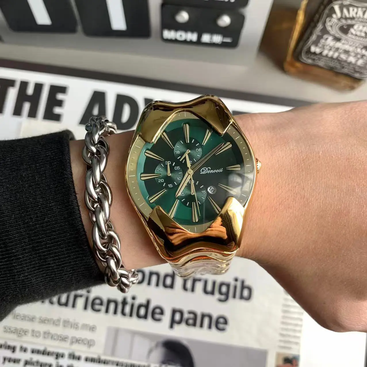 

Y2k Special-shaped Snake Style Decorative Creative Dial Men's Watches Personality Cool Watch Steel Strap Calendar AAA Wristwatch