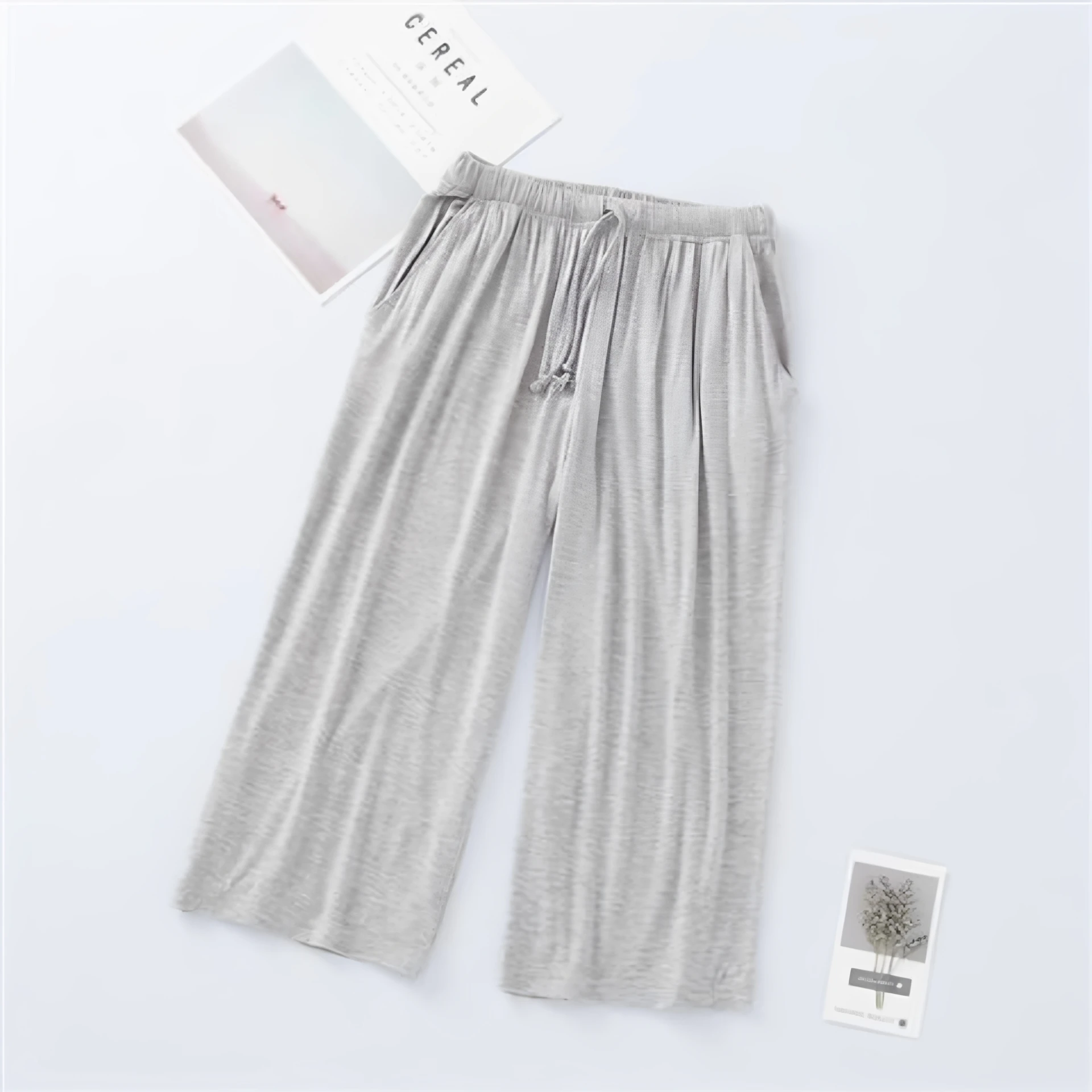 Light grey men's capri pants