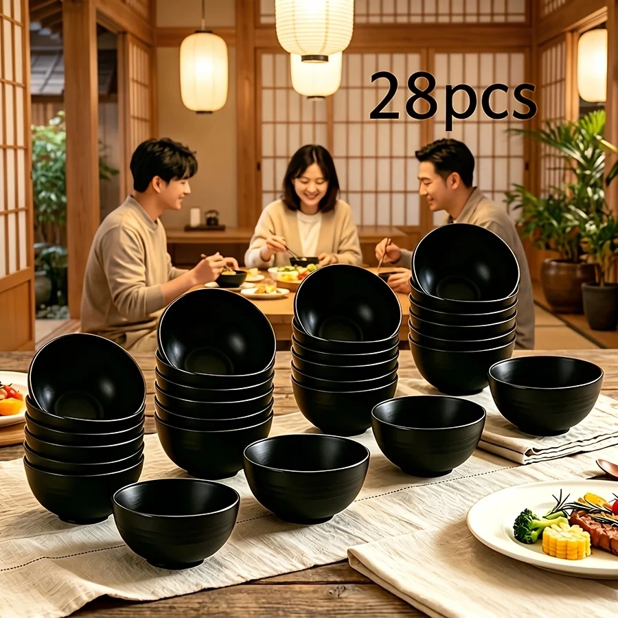 Ensemble de 28 bols noirs en polypropylène, polyvalents, sûrs à utiliser, lavables au lave-vaisselle et empilables. Ils sont parfaits pour servir des soupes, des salades, du riz ou des collations. Ces bols, à la fois robustes et résistants aux chocs, ont des bords lisses et conviennent à toute la famille.