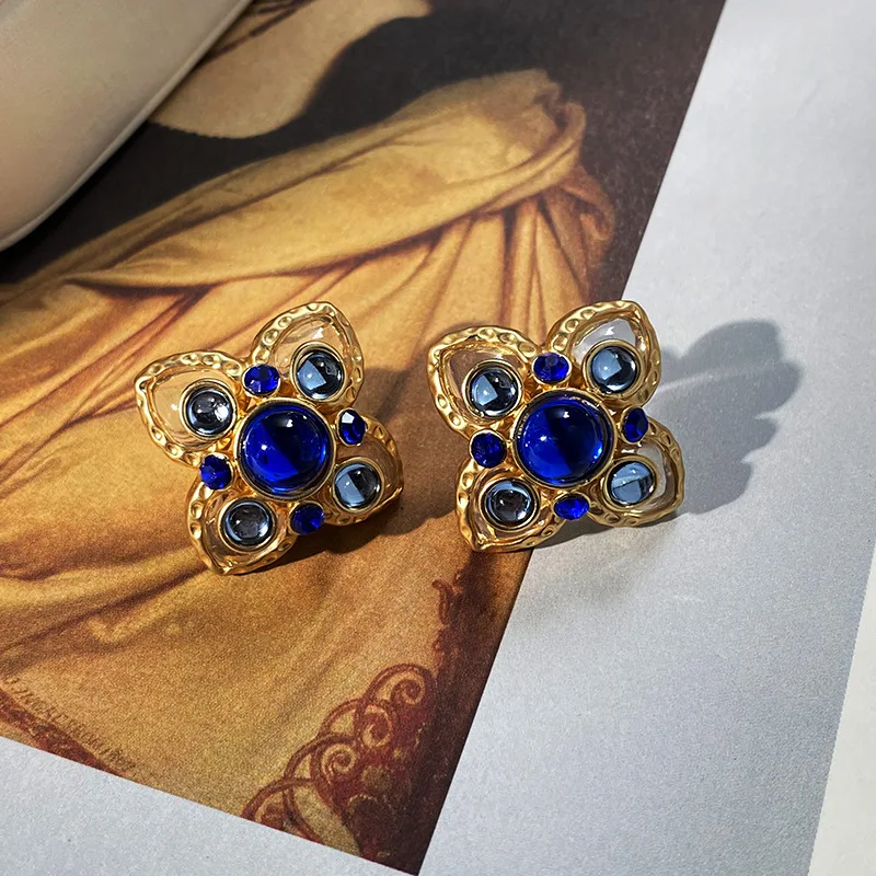 Vintage Medieval Flower Stud Earrings for Woman Luxury Blue Pink Coloured Glaze Ear Korean Fashion New Trend Jewelry Girl Gift