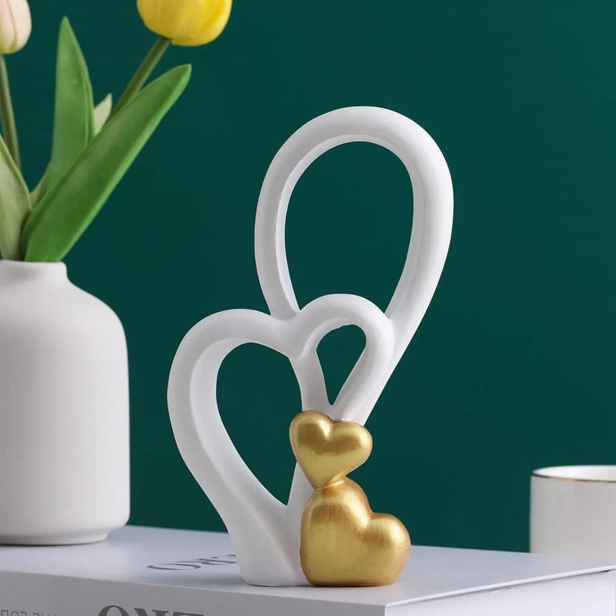 

‌Resin Heart Home Decor - Cute Creative Wedding Gift, Living Room TV Cabinet Display Ornament, Romantic Bedroom Decoration