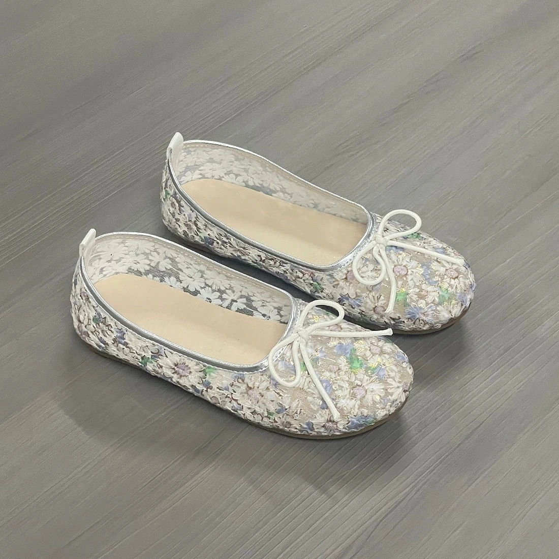 Xingliupi Princess Shoes Mesh Material Breathable Daily Wear Decoration Lightweight Shoes Personalized Flat Shoes Plant Shape