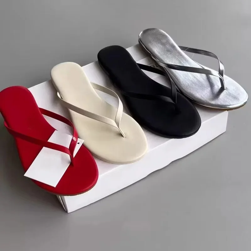 2026 New Spring/summer Women's Slippers Candy Colored Beach Sandals Outdoor Wild Fashion Women's Flip Flops