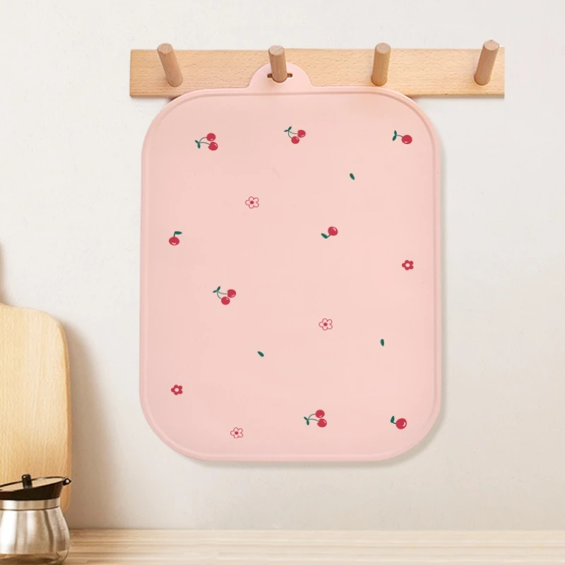 

Silicone Children's Placemats Insulated Dirty and Foldable with Straps Food Grade Multi-functional Simple Non-slip Pads