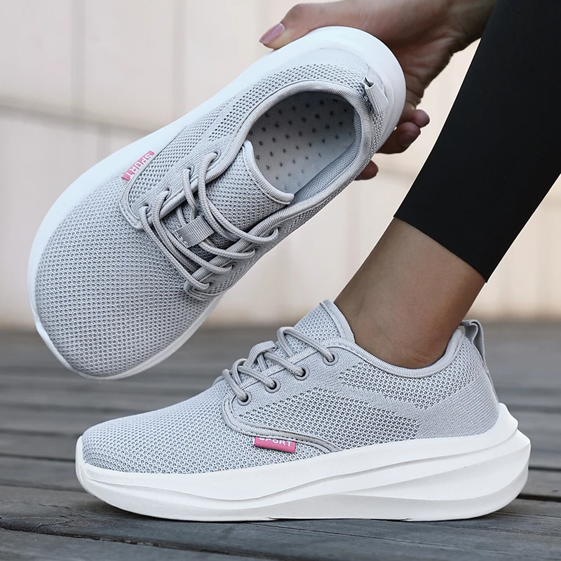 

Dirty Shoe Star: Wide Footed Thick Soled Men's Sports Shoes Green Minimalist Design Tennis Shoe Popular Style Sneakers of Sport