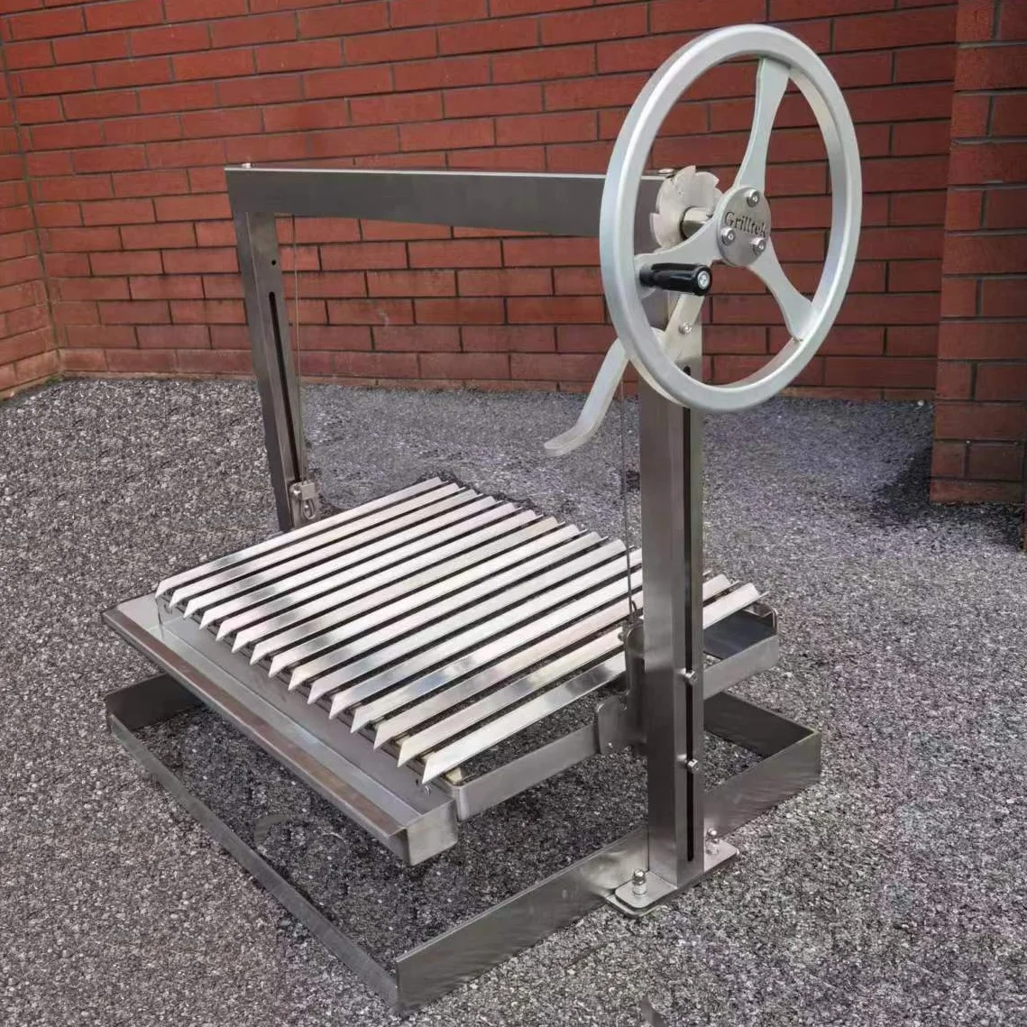 

30-дюймовая деревянная угольная трещотка и система подъема лап из нержавеющей стали Asado Parrilla/Santa Maria/Аргентинский гриль GK740E