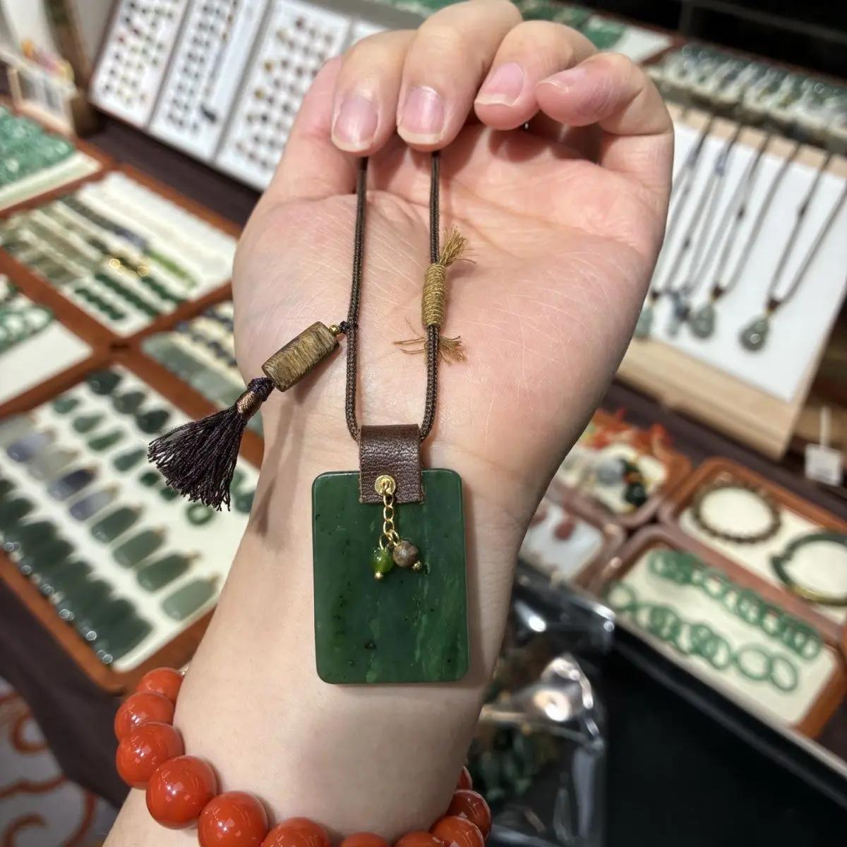 Handmade design jasper big no matter brand pendant, Hetian jade Ping An brand men's and women's jade pendant.