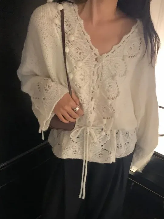 

e V-Ne Open Cardigan Women's Knitwear with Bell Sves And Lace Design Hollow out Belted Soft Camere Unique Sle